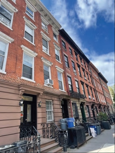 Primary Photo Of 402 W 22nd St, New York Apartments For Sale