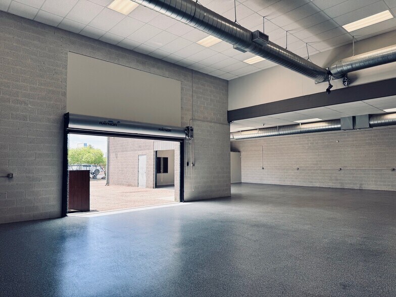 More Photos Of 1016 E Indian School Rd, Phoenix Auto Repair For Sale