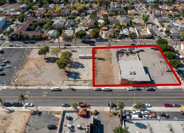 More Photos Of 1334 San Fernando Rd, San Fernando Freestanding For Lease