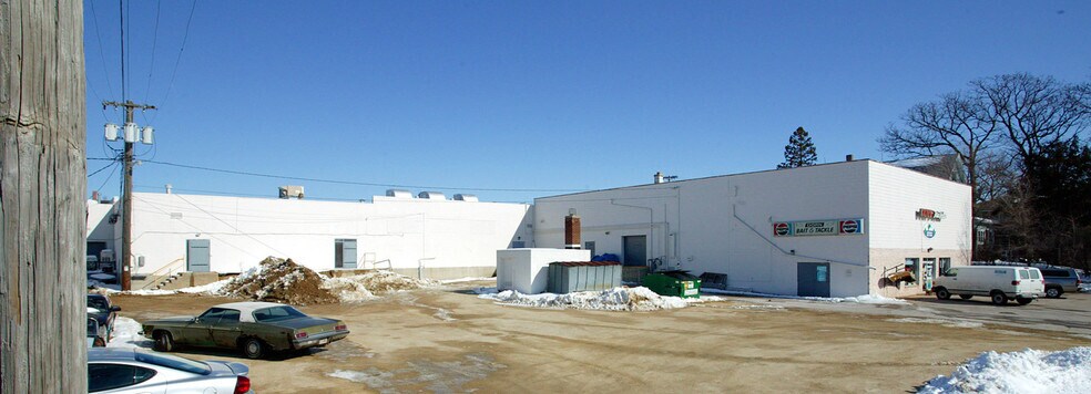 More Photos Of 1111-1213 N Sherman Ave, Madison Storefront For Lease