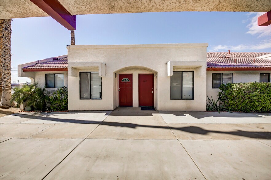More Photos Of 43965 Towne St, Indio Apartments For Sale