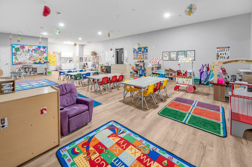 More Photos Of 101 Fairfield Dr, Nicholasville Daycare Center For Sale