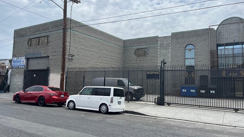 More Photos Of 820 Gladys Ave, Los Angeles Warehouse For Lease