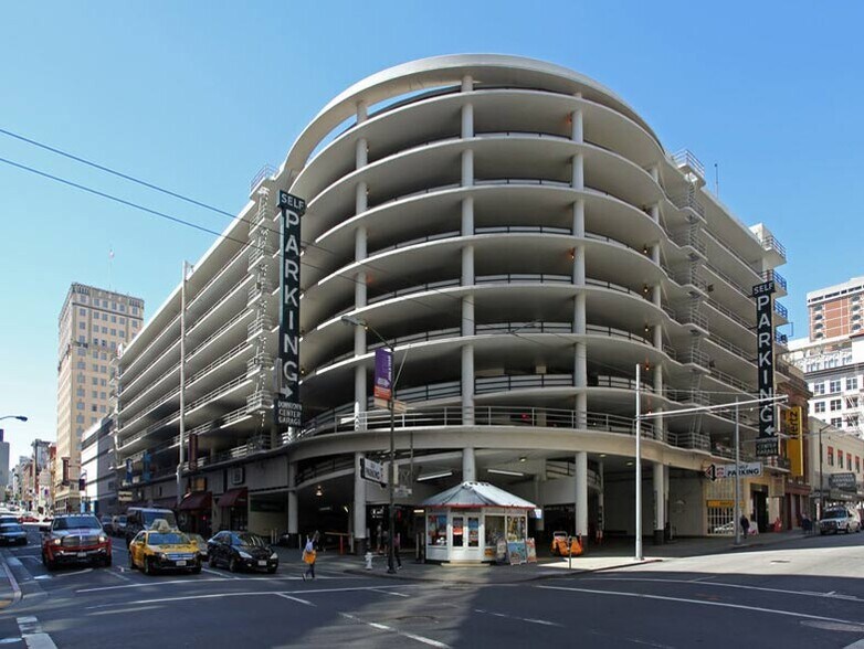 Primary Photo Of 325 Mason St, San Francisco Parking Garage For Lease