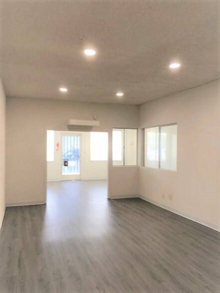 More Photos Of 6106-6112 Rita Ave, Huntington Park Storefront Retail Office For Lease