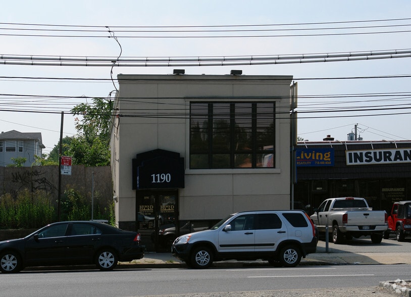More Photos Of 1190 Hylan Blvd, Staten Island Office For Sale