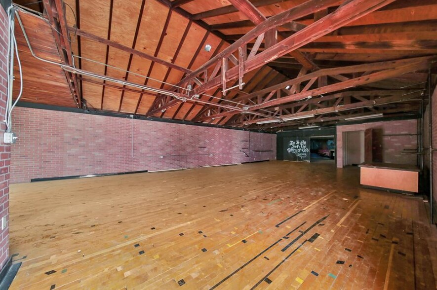 More Photos Of 7629 Harrisburg Blvd, Houston Land For Lease