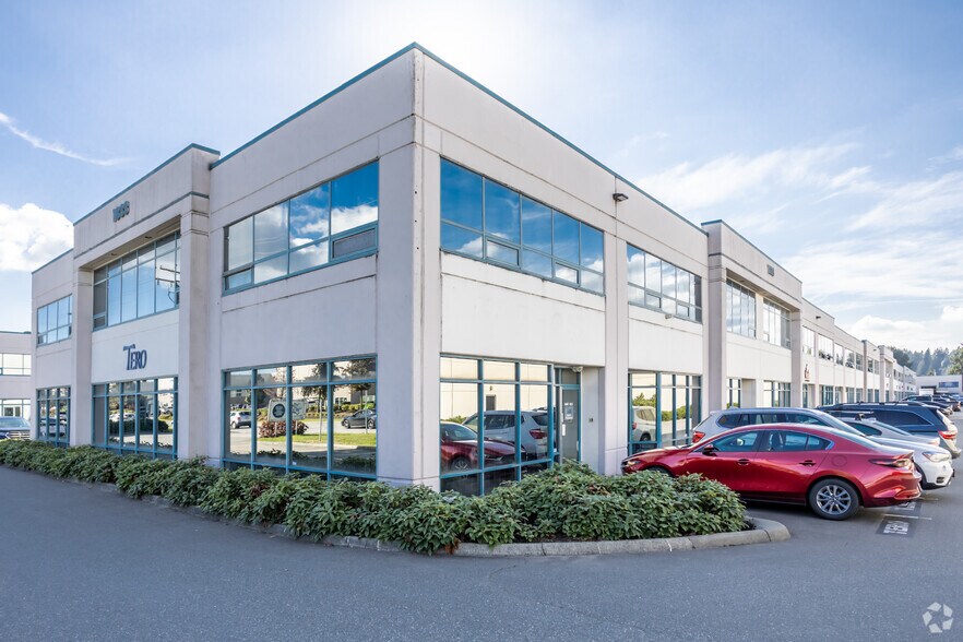 More Photos Of 1833 Coast Meridian Rd, Port Coquitlam Warehouse For Lease