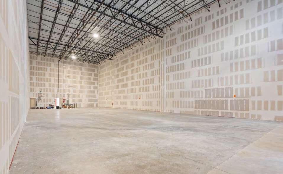More Photos Of Park of Commerce Blvd, Homestead Unknown For Lease