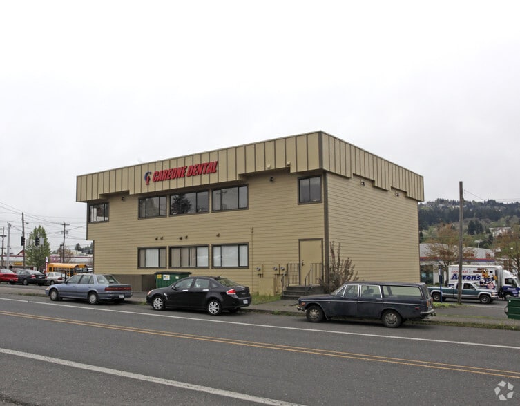 More Photos Of 10555 SE 82nd Ave, Portland Medical For Lease