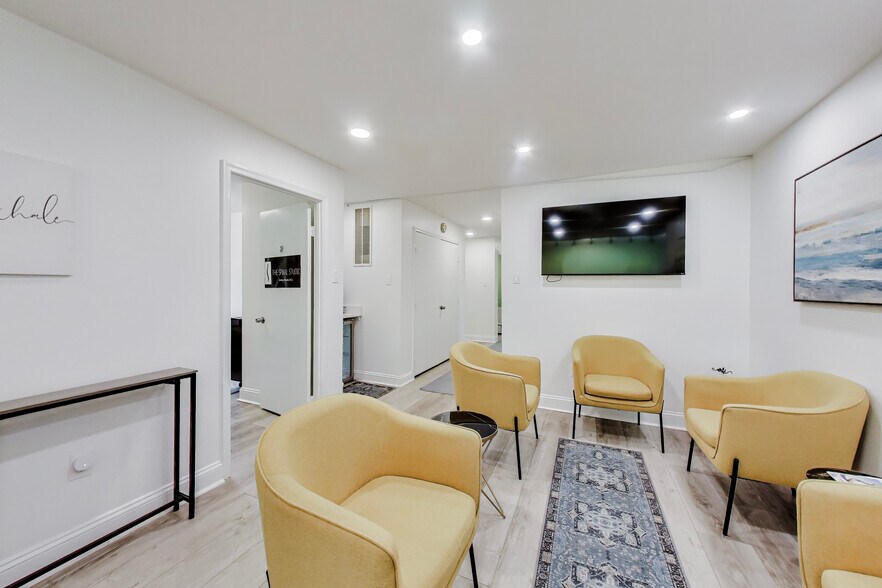 More Photos Of 5528A Hempstead Way, Springfield Office For Sale