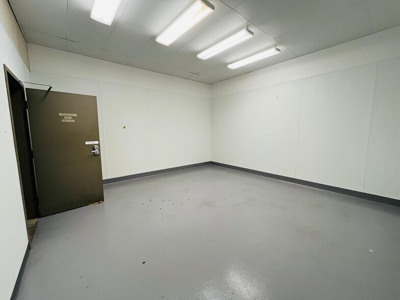 More Photos Of 1737-1739 Broadway Broadway, Oakland Office For Lease