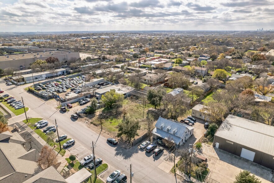 More Photos Of 301 Ferguson Dr, Austin Land For Sale