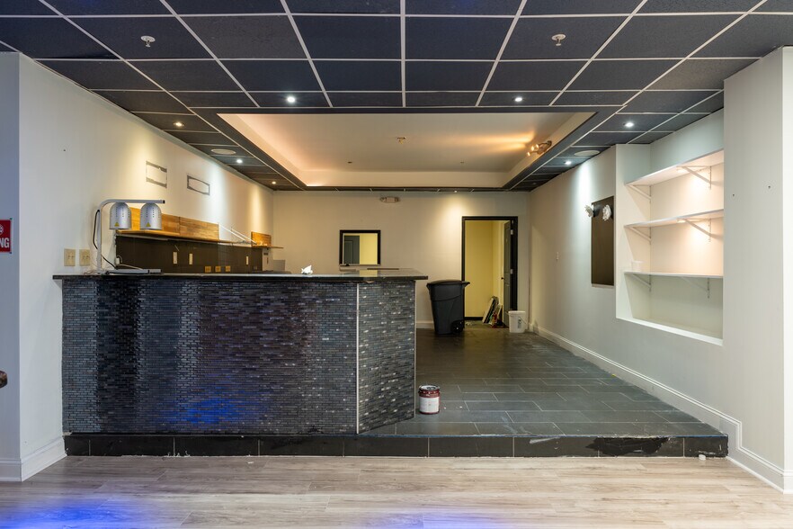 More Photos Of 1008-1010 Arch St, Philadelphia Apartments For Lease