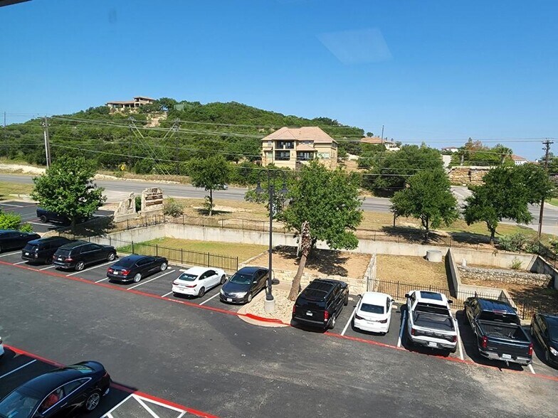 More Photos Of 401 Ranch Road 620 S, Lakeway Medical For Sale