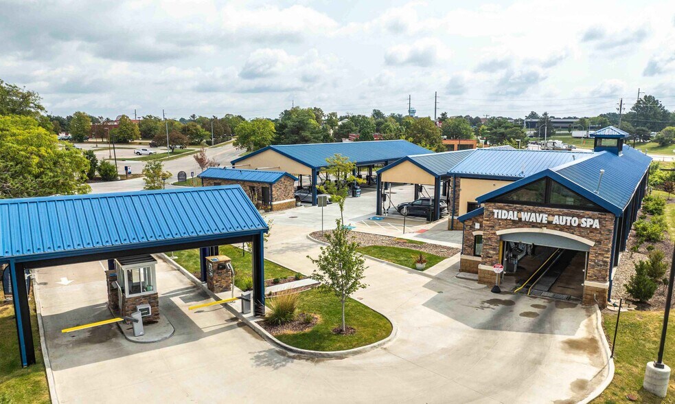 Primary Photo Of 11410 Forest Ave, Clive Carwash For Sale