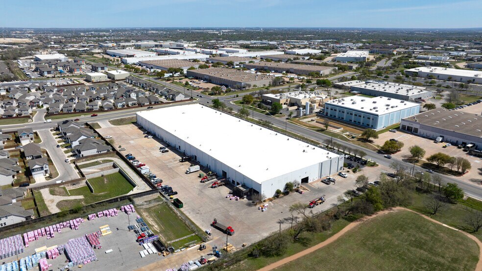More Photos Of 15508 Bratton Ln, Austin Warehouse For Lease