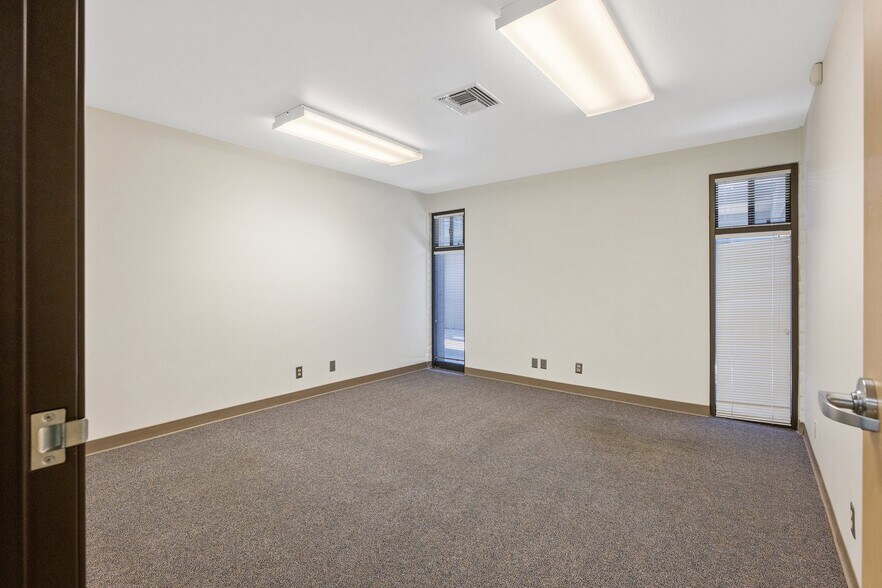 More Photos Of 561 N Alta Ave, Dinuba Medical For Lease