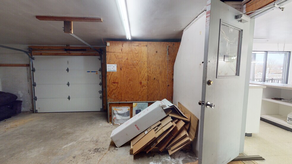 More Photos Of 7375 South Ave, Youngstown Freestanding For Lease