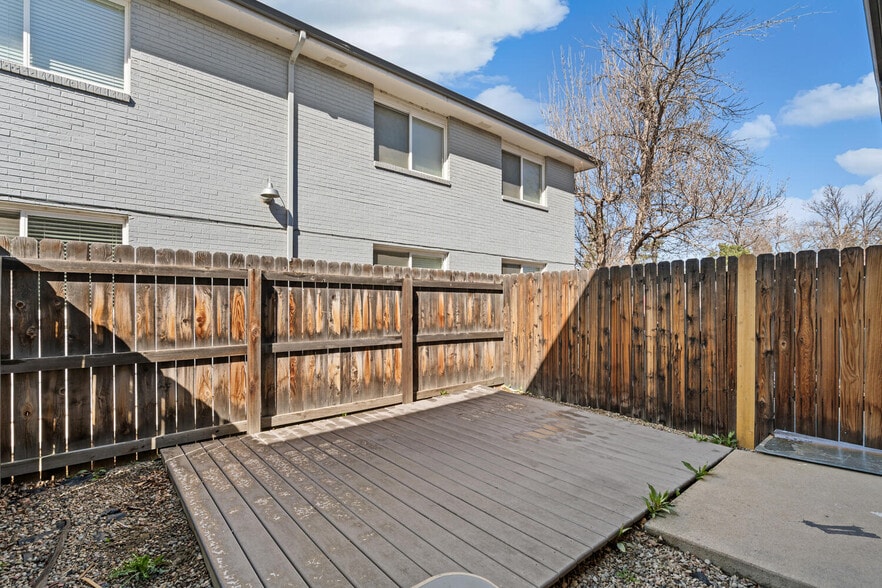 More Photos Of 3035 17th Ave, Longmont Apartments For Sale