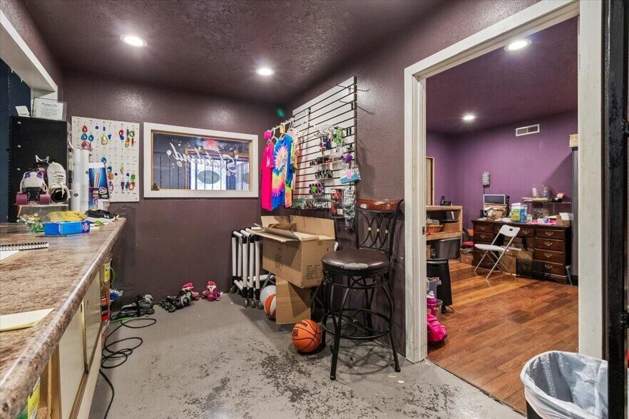 More Photos Of 1649 W US Highway 160, West Plains Skating Rink For Sale
