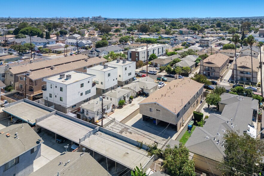 More Photos Of 1629 W 208th St, Torrance Apartments For Sale