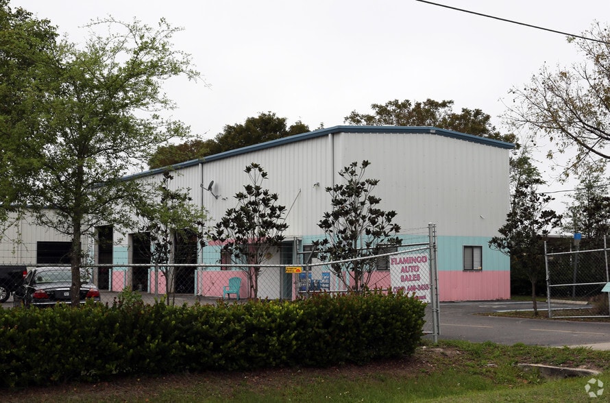 More Photos Of 3252 Palm Ave, Fort Myers Service For Lease