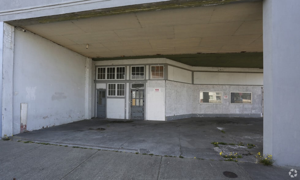 More Photos Of 209 1st Ave S, Ilwaco Restaurant For Sale