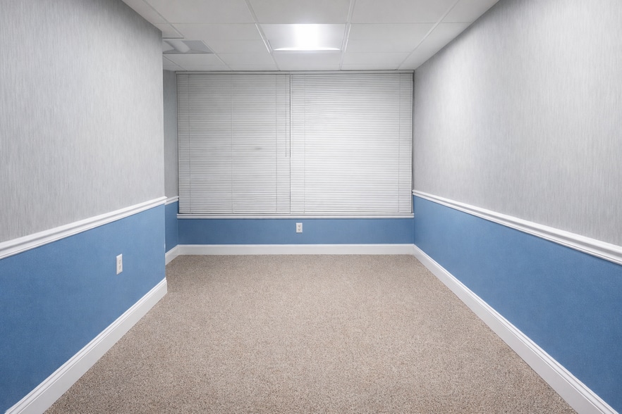 More Photos Of 2 Professional Dr, Gaithersburg Office For Sale