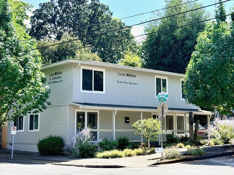 Primary Photo Of 3501-3511 SE Milwaukie Ave, Portland Office For Sale