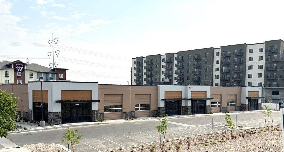 More Photos Of 3076 Decker Lake Dr, West Valley City Warehouse For Lease