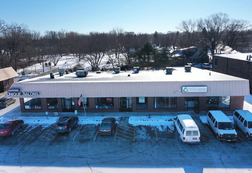 More Photos Of 13625-13735 W Capitol Dr, Brookfield Storefront Retail Office For Sale