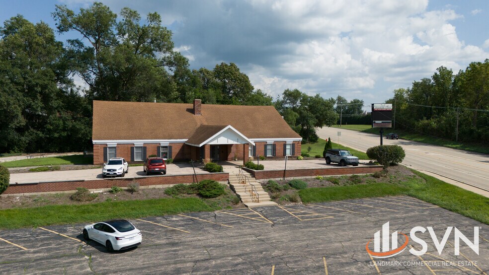 More Photos Of 455 E Main St, Dundee Medical For Lease