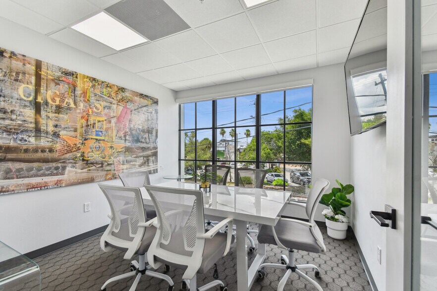 More Photos Of 1919-1925 E 6th Ave, Tampa Office For Lease