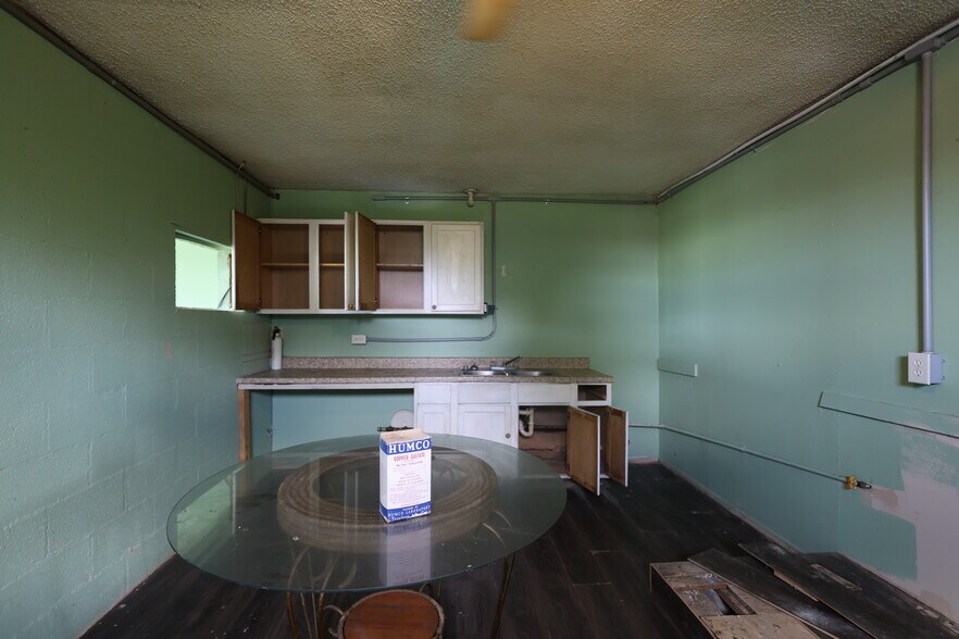More Photos Of 25377 Welling rd, Welling Apartments For Sale