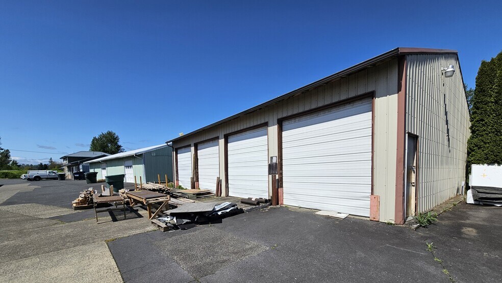 More Photos Of , Kelso Unknown For Sale