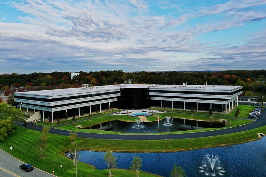 More Photos Of 50 Tice Blvd, Woodcliff Lake Office For Lease