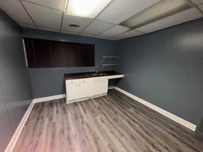 More Photos Of 1798 Montreal Cir, Tucker Office For Sale