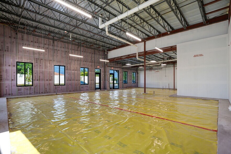 More Photos Of 409 Serano Way, Nokomis Office For Lease