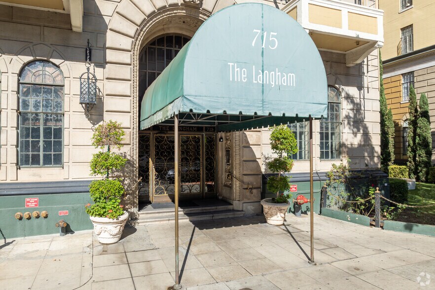 More Photos Of 715 S Normandie Ave, Los Angeles Apartments For Sale