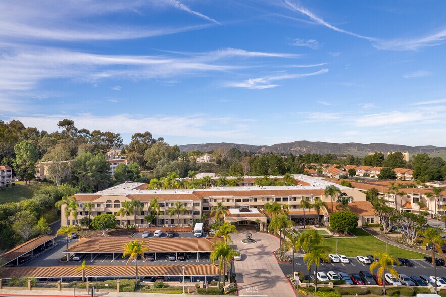 More Photos Of 24300 El Toro Rd, Laguna Woods Assisted Living For Lease