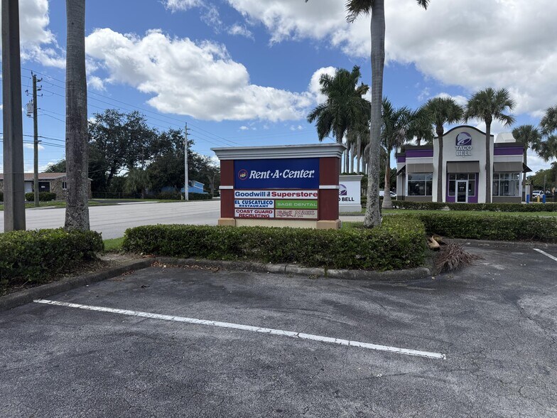 More Photos Of 6805-7031 Taft St, Hollywood Unknown For Lease