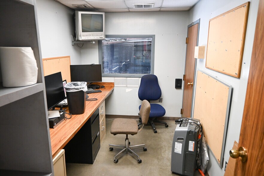 More Photos Of 732 State Docks Rd, Decatur Industrial For Sale