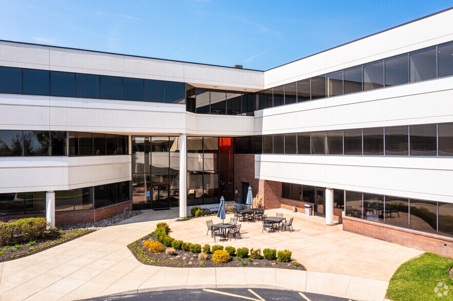 More Photos Of 101 Lindenwood Dr, Malvern Unknown For Sale