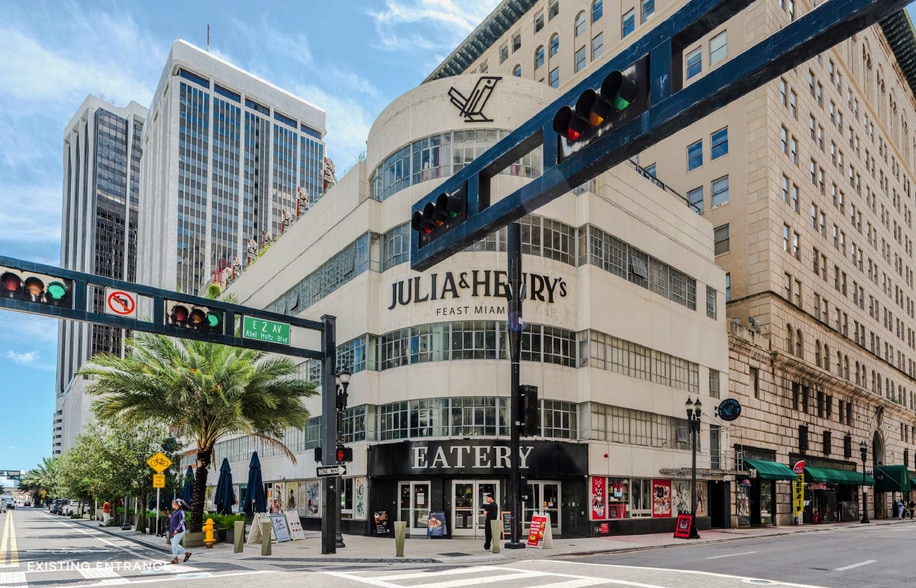 Primary Photo Of 200 E Flagler St, Miami Freestanding For Lease