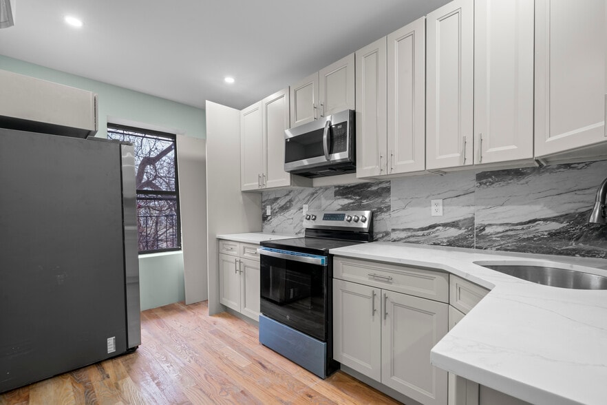 More Photos Of 1668 Nostrand Ave, Brooklyn Multifamily For Sale