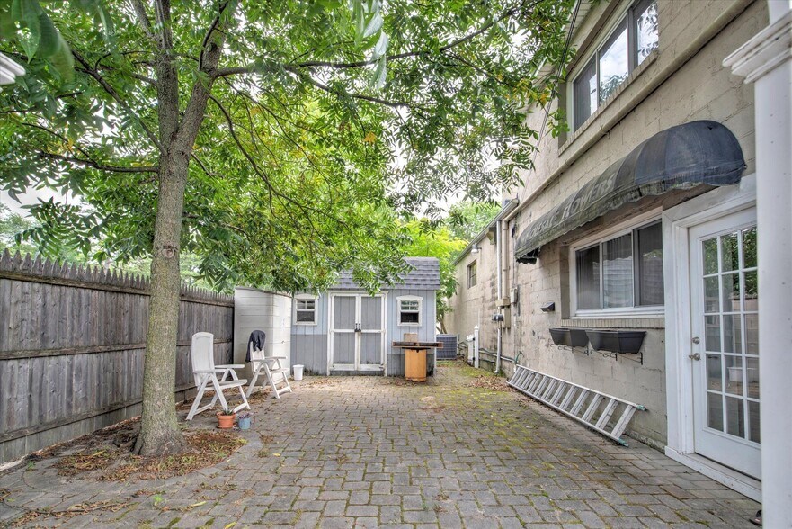 More Photos Of 1035 US Highway 9, Howell Storefront Retail Office For Lease