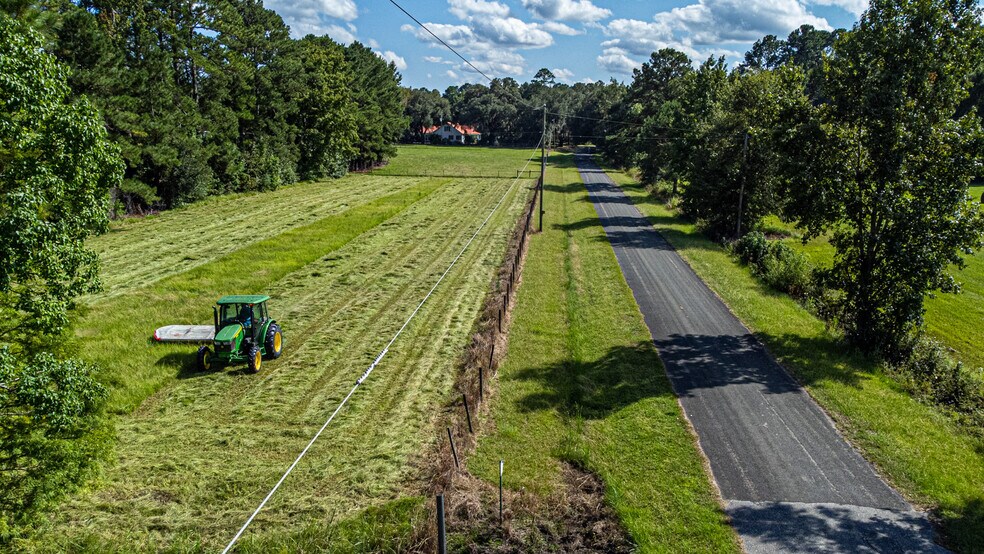 More Photos Of Tuten Road, Round O Land For Sale