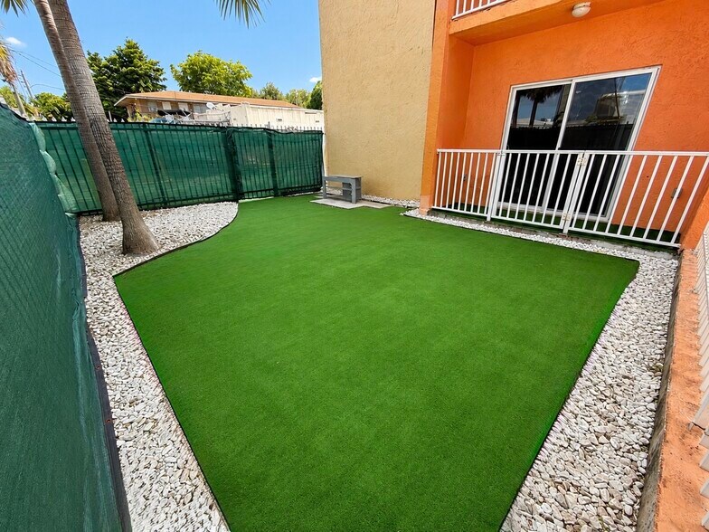 More Photos Of 2400 NW 16th Street Rd, Miami Apartments For Sale