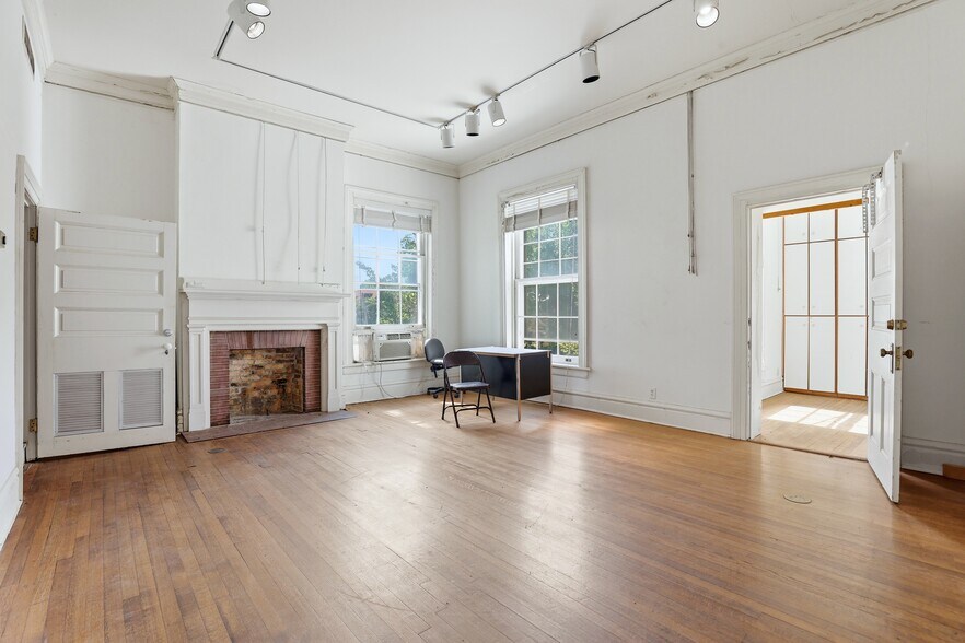 More Photos Of 411 E 7th St, Little Rock Specialty For Sale